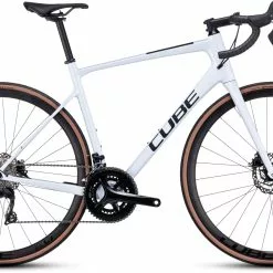 Cube Attain GTC Race Flashwhite / Black 2023